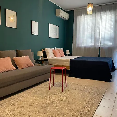 Glarus By Park Apartment