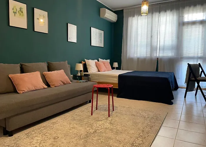 Glarus By Park Apartman